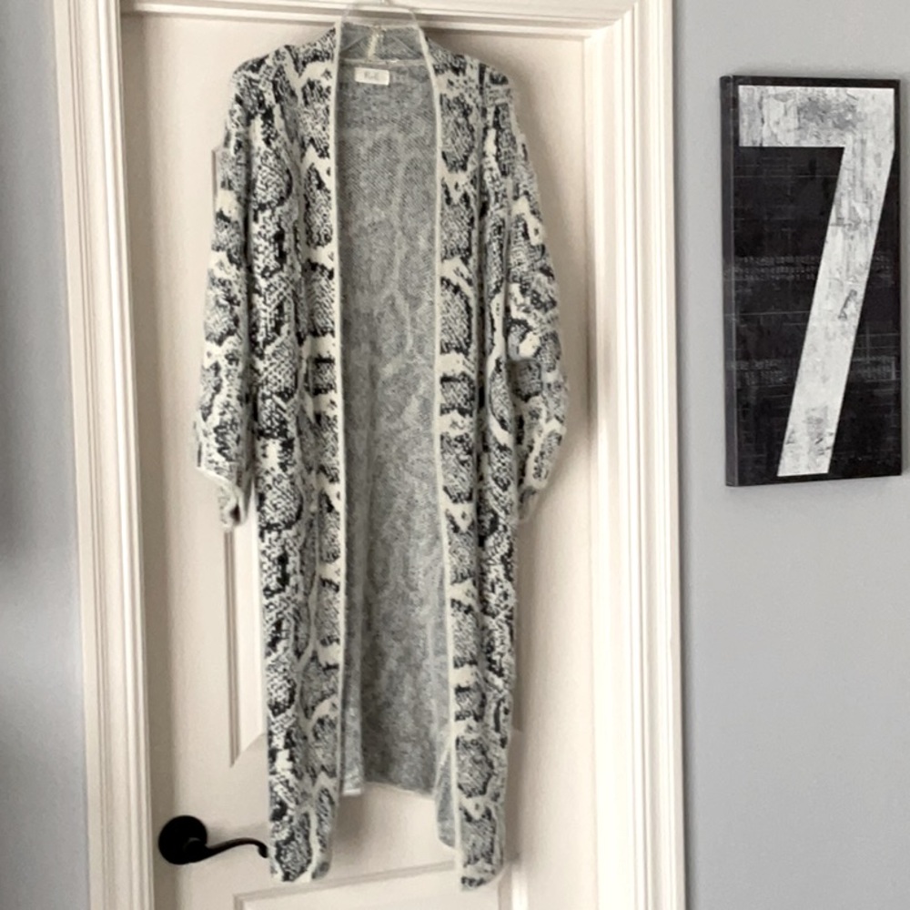 SO Soft Snake Print Long Cardigan